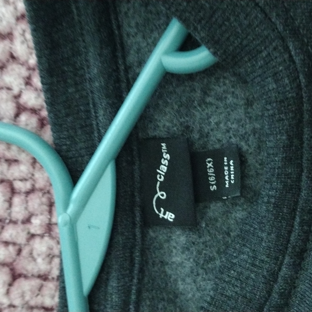 Boys pullover sweater